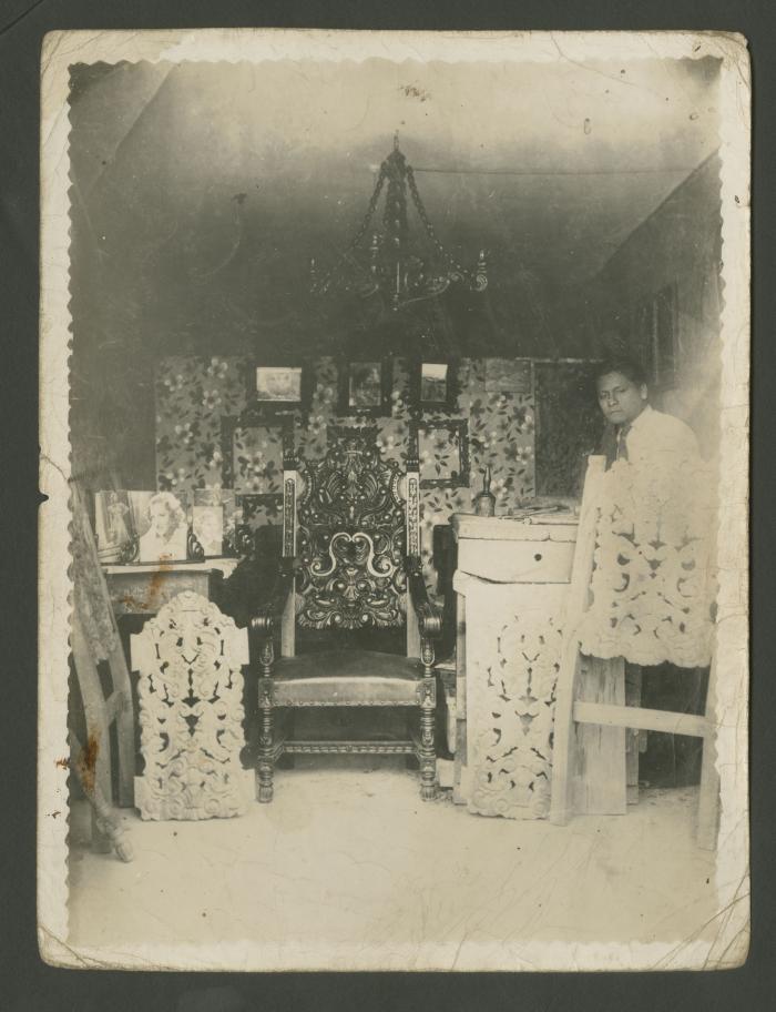 Humberto Mansilla en su taller