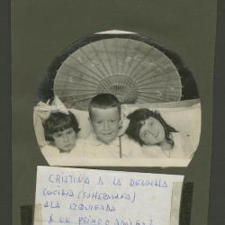 Cristina, Cecilia y niño sin identificar
