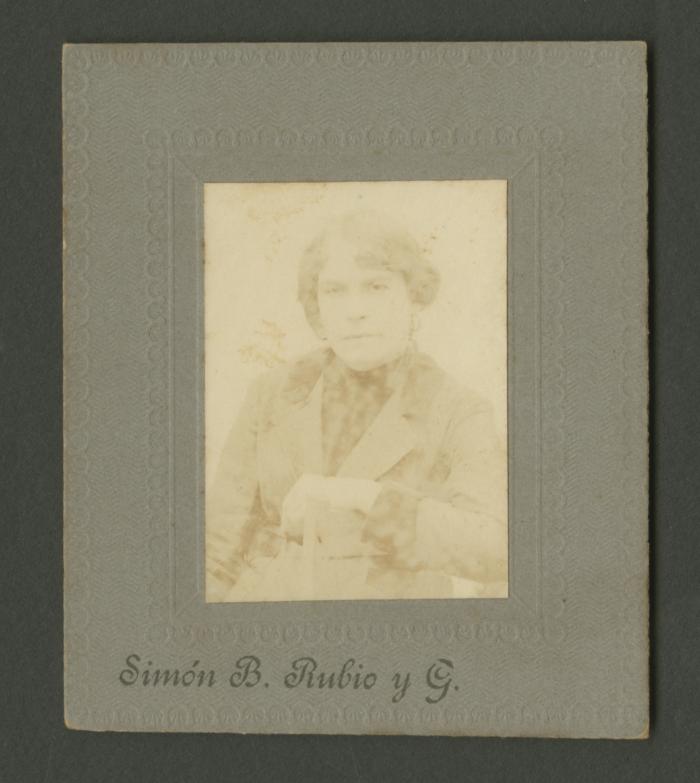 Retrato de Manuela Sabogal