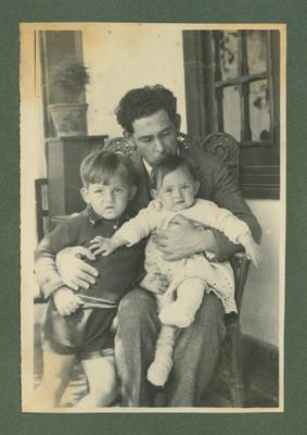 José Sabogal y sus hijos José Sabogal Wiesse y Rosa Teresa Sabogal Wiesse