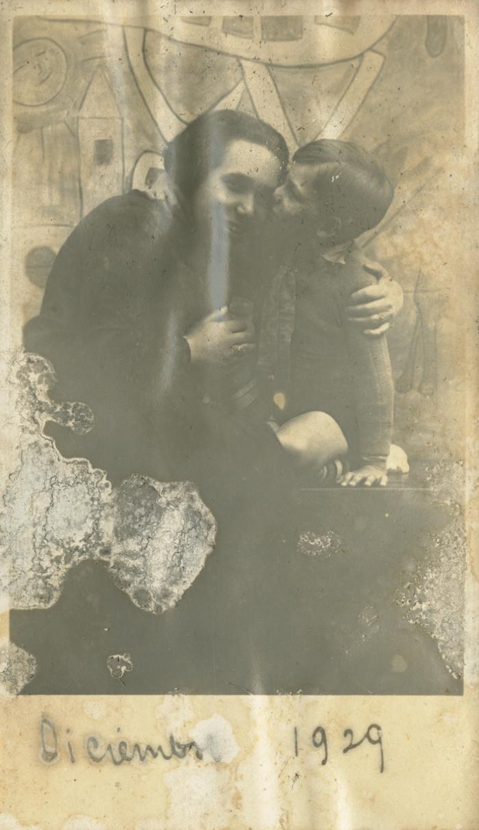 María Wiesse Romero y su hijo José Sabogal Wiesse 