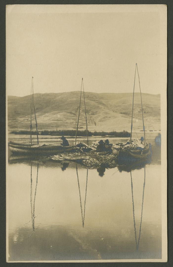 "Vida en el Lago Titicaca-Puno"