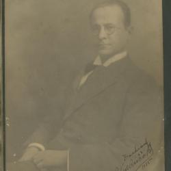 "Rafael Larco Herrera"