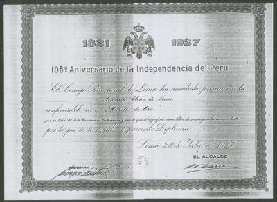 Fotocopia de diploma otorgado por el Consejo Provincial de Lima a Elena Izcue