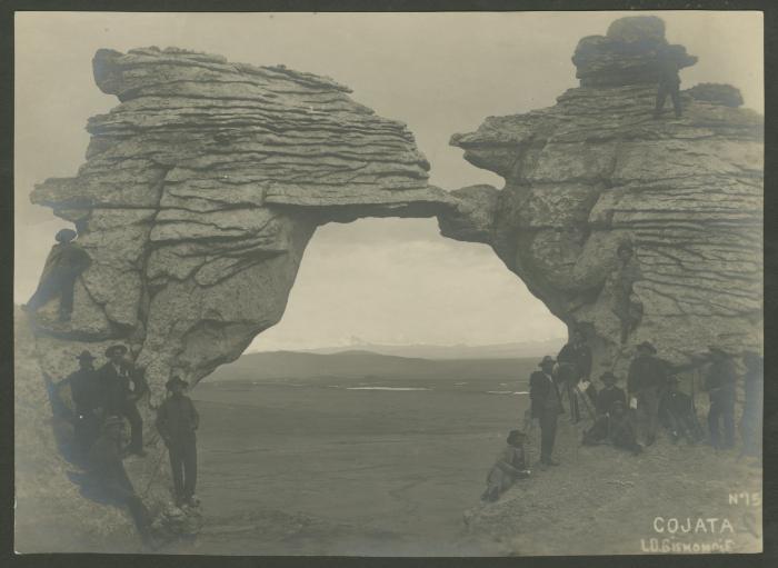 Arco natural de piedra "Kalacumo"