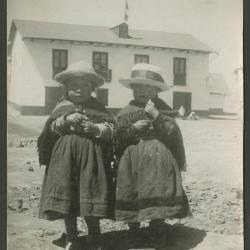 Dos infantes naturales de Cuzco
