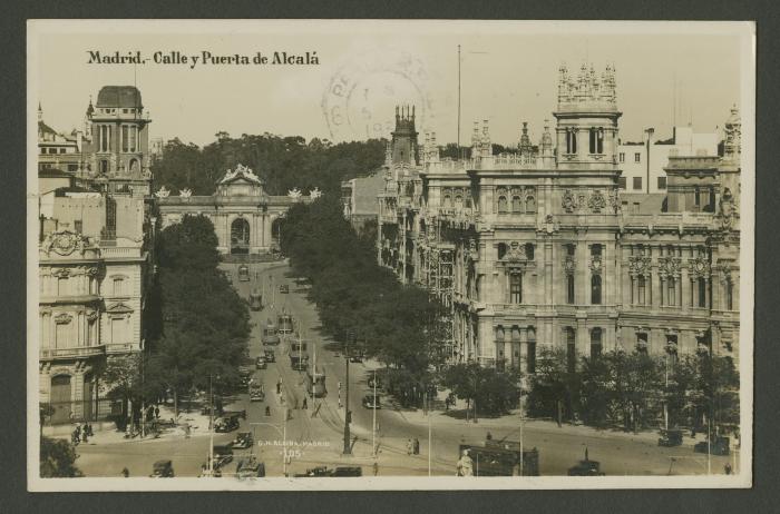 Fotopostal para Elena Izcue ""Madrid-Calle y Puerta de Alcalá""