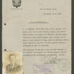 Pasaporte de la Prefectura del Departamento a favor de Carlos Quízpez Asín para viajar a Estados Unidos